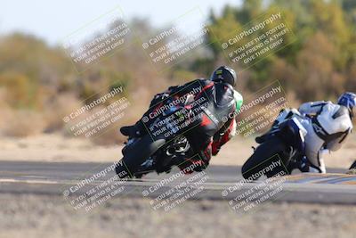 media/Dec-18-2022-SoCal Trackdays (Sun) [[8099a50955]]/Turn 7 Backside (1125am)/